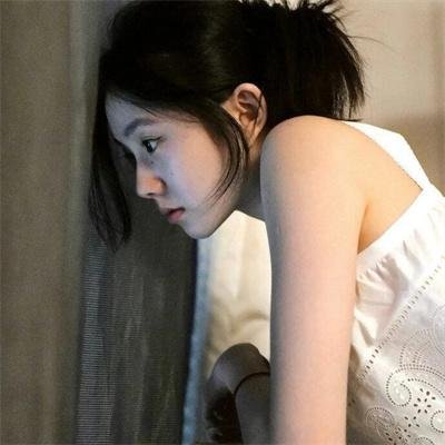 爱情香水封面